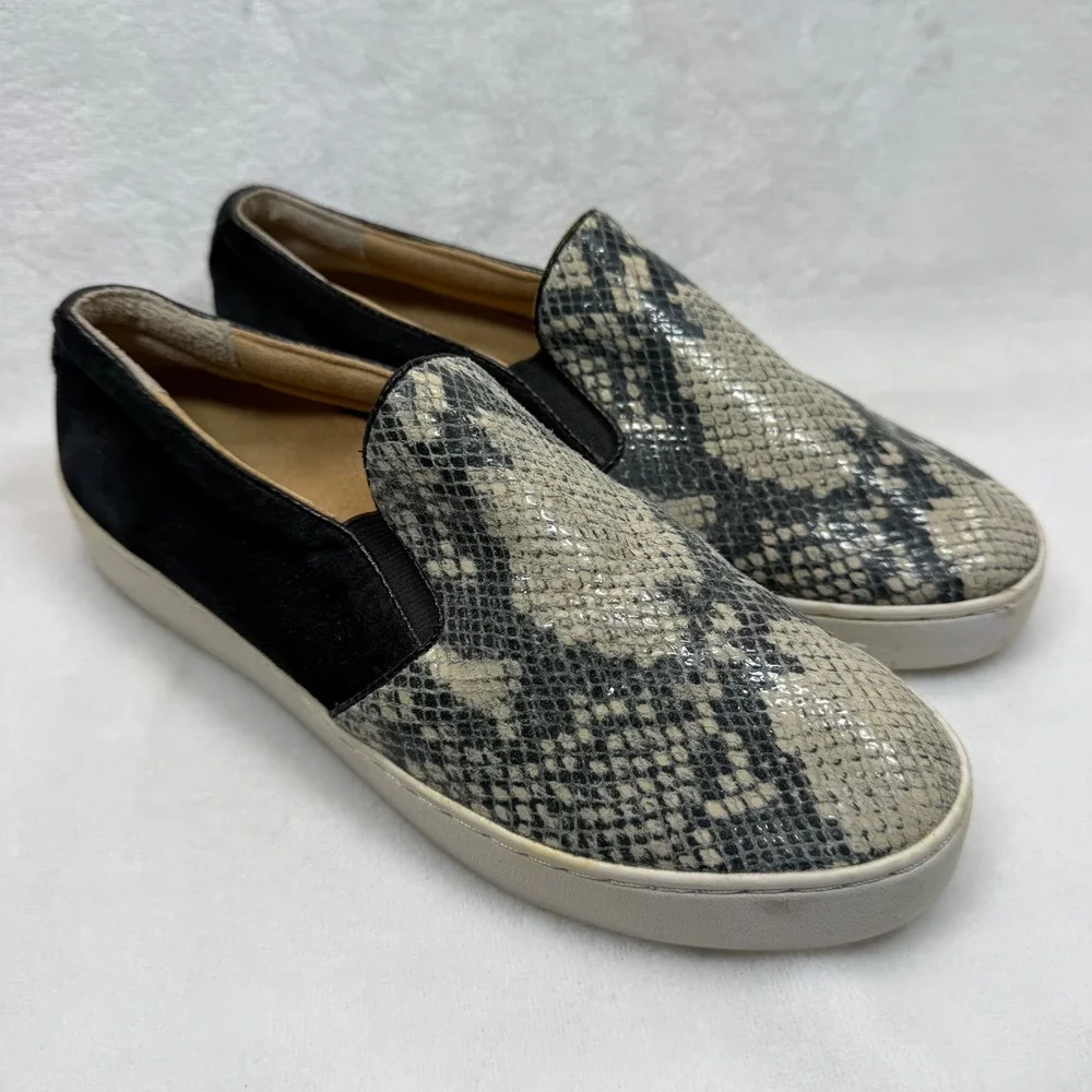 Vionic Snake Print Slip On Sneakers Comfort Walking Shoes Size 7.5 READ